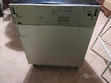 Lavastoviglie da incasso Smeg