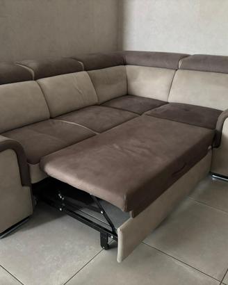 divano come nuovo in alcantara