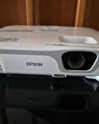 Videoproiettore EPSON EB S11 bianco come nuovo
