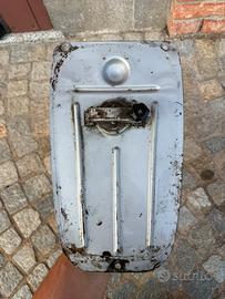 Serbatoio vespa piaggio primavera et3 conservato