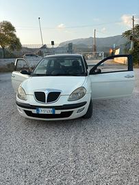 Lancia ypsilon 1.3 mjt 75cv