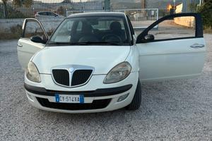 Lancia ypsilon 1.3 mjt 75cv
