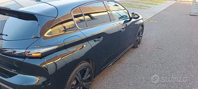 Peugeot 308 1.2 GT s&s 130cv eat8