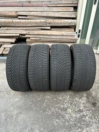 4 Gomme invernali Nexen 225/45 R17 M+S
