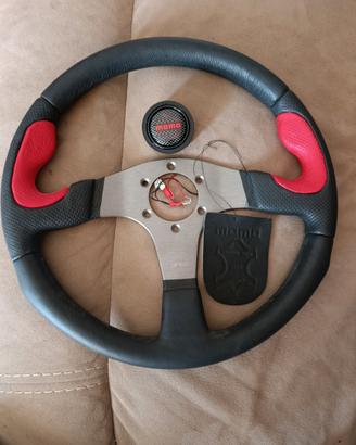 Volante momo simil Commander TYP D85 KBA