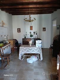 terreno attivato ad uliveto e rudere