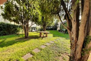 Villafranca Centro: casa con ampio giardino