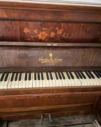 Pianoforte a muro