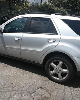 Mercedes ml 320 anno 2009 ricambi