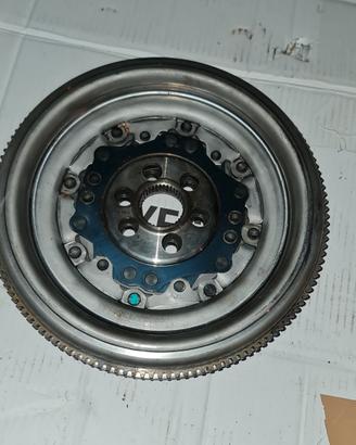 Volano bimassa per cambio dsg 6 marce