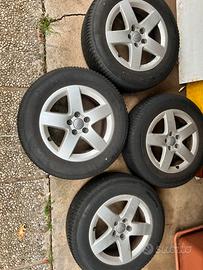 Vendocerchi in lega per audi a3 con gomme e dadi