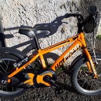 Bicicletta arancione 16 pollici