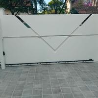 Cancello scorrevole in ferro