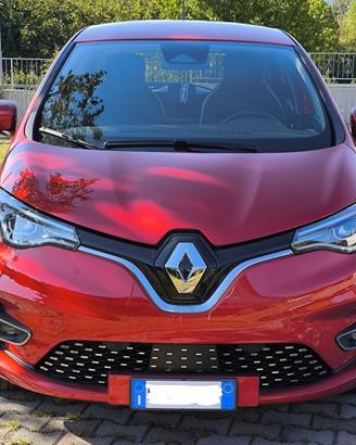 Zoe Intens R135  batteria di proprietà  da 52kWh 