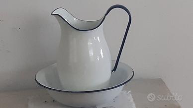 catino con brocca  smaltata vintage