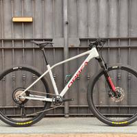 MTB front Orbea Alma H30 mis: M