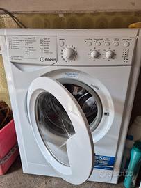 lavatrice Indesit 