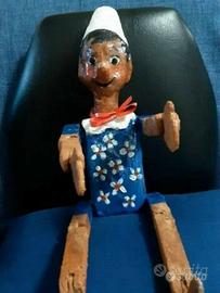 Particolare Pinocchio in legno