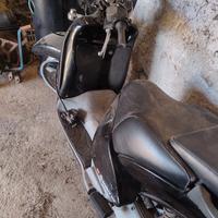 scarabeo 125 ricambi usati 