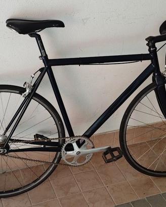 Bici single speed urbana a ruota libera