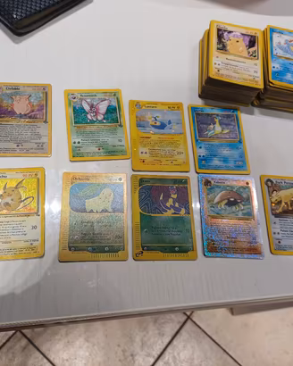 carte pokemon set base prima serie circa 300 pz. 