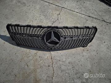 Griglia - Calandra Premium Per Mercedes CLA 2015