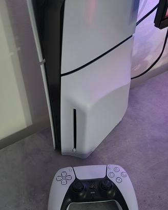 Sony Ps5 con 7 giochi completa di tutto 