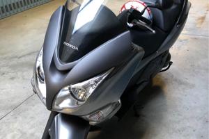 Scooter Honda 400 SW-t