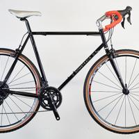 Bici Bombtrack Oxbridge costruzione VeloVillani