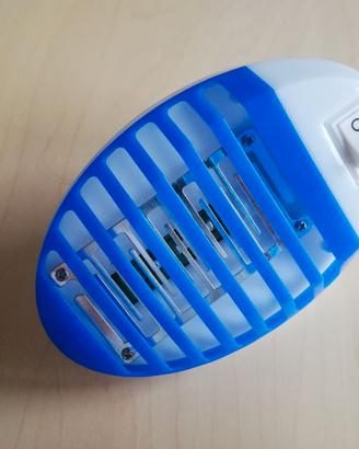 Lampada antizanzare elettrica con luce