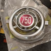 Stemma fregio anteriore nuovo per Fiat 750 600