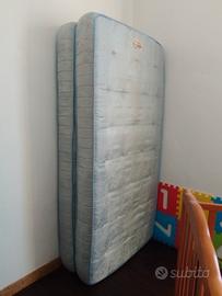 Due materassi singoli 