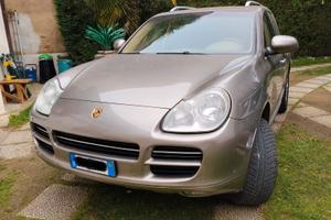 Porsche Cayenne 3200