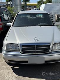 Mercedes 2000