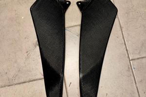 Fianchetti serbatoio carbonio STUDIOFIBRE R1 09-14