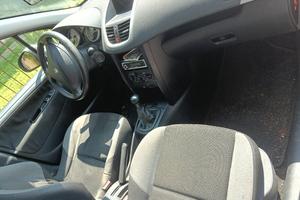 Peugeot 2007 benzina x line 5 porte