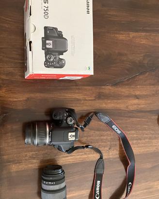 Macchina fotografica EOS 750D con accessori