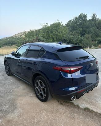 Alfaromeo stelvio q4