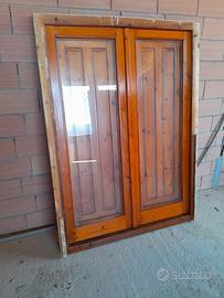 Finestra in legno