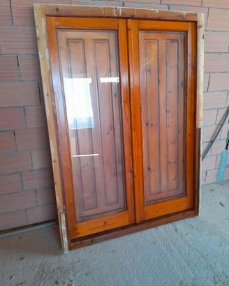 Finestra in legno