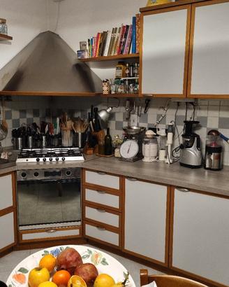 cucina ad angolo completa da 6 metri