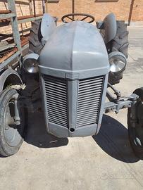 Trattore Ferguson TE-20 