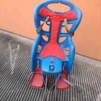 seggiolino posteriore per bambini fino a 22kg