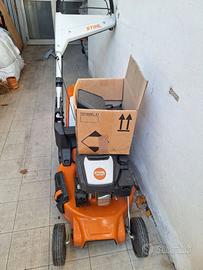 Rasaerba stihl rm248t