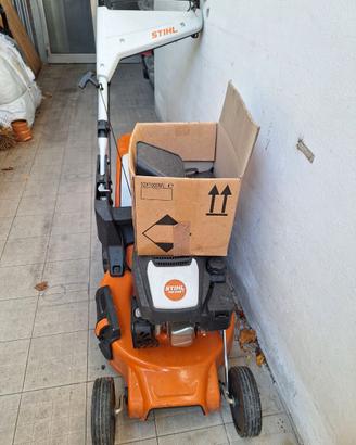 Rasaerba stihl rm248t