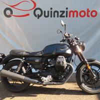 Moto Guzzi V7 III Night Pack