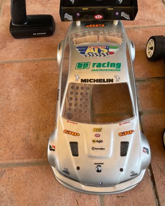 Auto a scoppio telecomandata