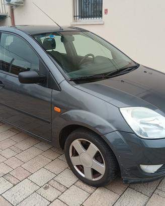 Ford Fiesta 1.4 TDCi 5p. Ghia