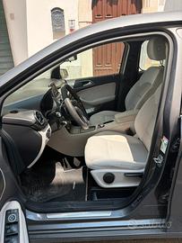 Mercedes b 180 d matic