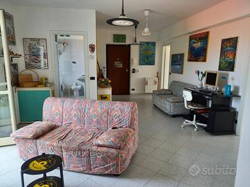 Riace Marina-Appartamento a 100metri dal mare